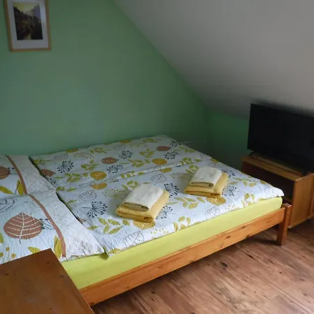 Farm stay Farma Zahradnice Olbramovice (Benesov)